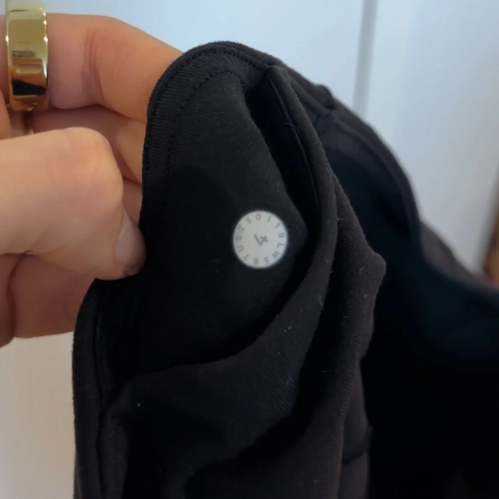 Lululemon Black Groove Pant Flare - Picture 3 of 5
